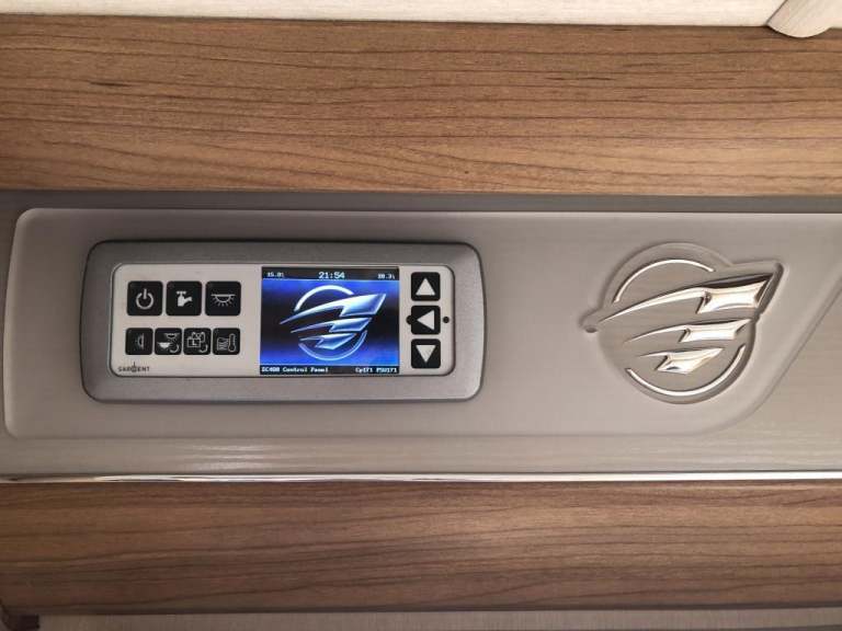 2016 AUTO-TRAIL COMANCHE FRONTIER 4 BERTH MOTORHOME