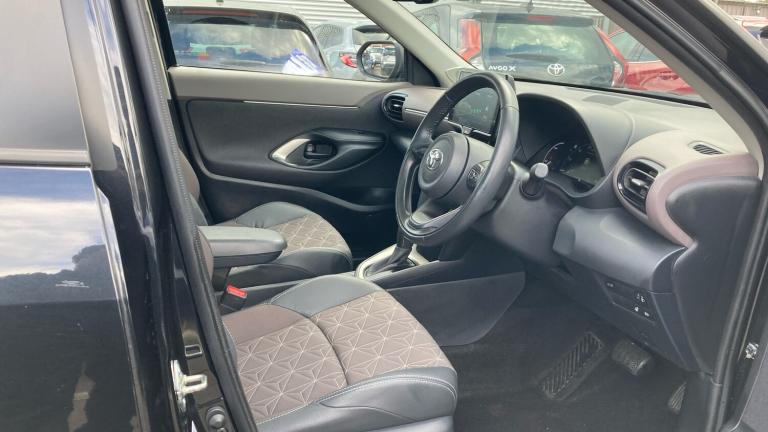 2023 Toyota Yaris Cross 1.5 Hybrid Excel 5dr CVT Hybrid Estate Estate Hybrid Automatic