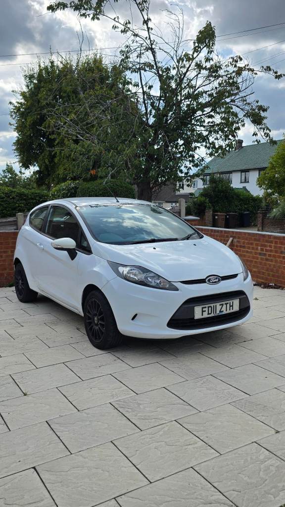 Ford, FIESTA, Hatchback, 2011, Manual, 1399 (cc), 3 doors