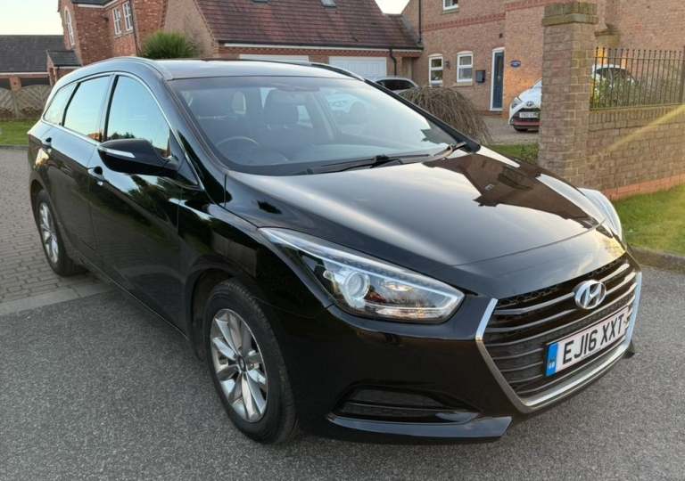 2016 HYUNDAI i40 1.7 CRDi S BLUE DRIVE ESTATE LONG MOT S/HIST RUNS/DRIVES GREAT!