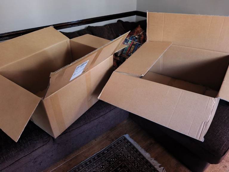 Free cardboard boxes 