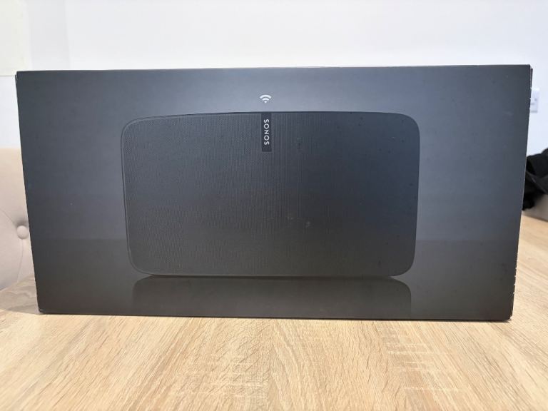 Sonos - Play 5 - Gen 2 - black - box and paperwork - free wall mount kit incl. 