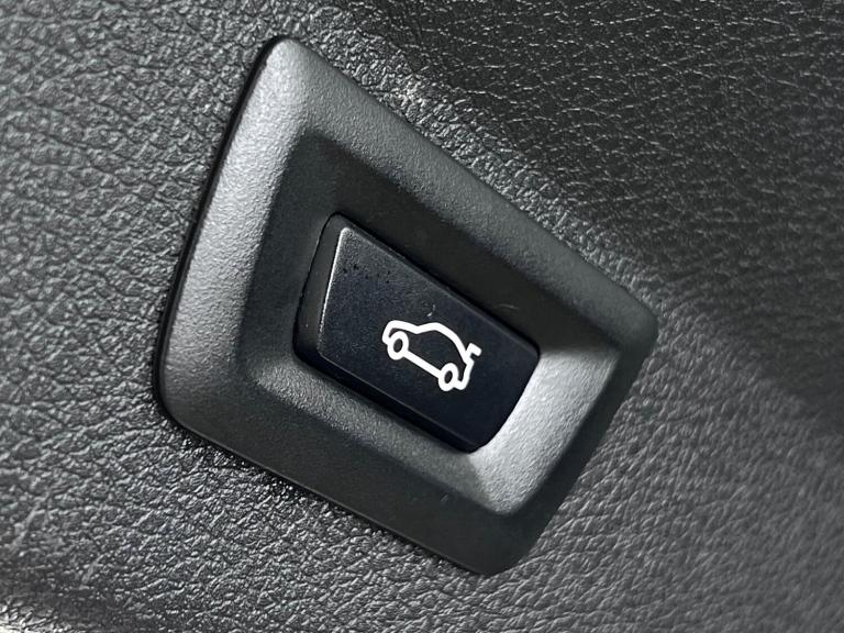 2017 BMW 2 Series 218d M Sport 5dr Step Auto ESTATE DIESEL Automatic