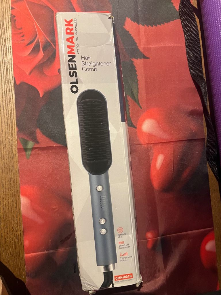 Hair straightener brand new