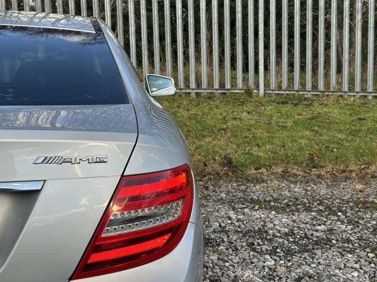 MERCEDES-BENZ C CLASS 1.8 2011