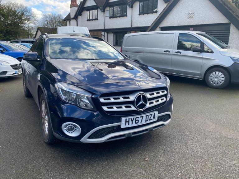  Mercedes-Benz GLA 2.1 GLA200d SE (Executive) 7G-DCT Euro 6 (s/s) 5dr Diesel Automatic