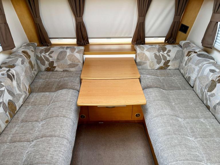 2011 Peugeot Olympus 462 Olympus 462 Single Axle Unlisted Petrol Automatic