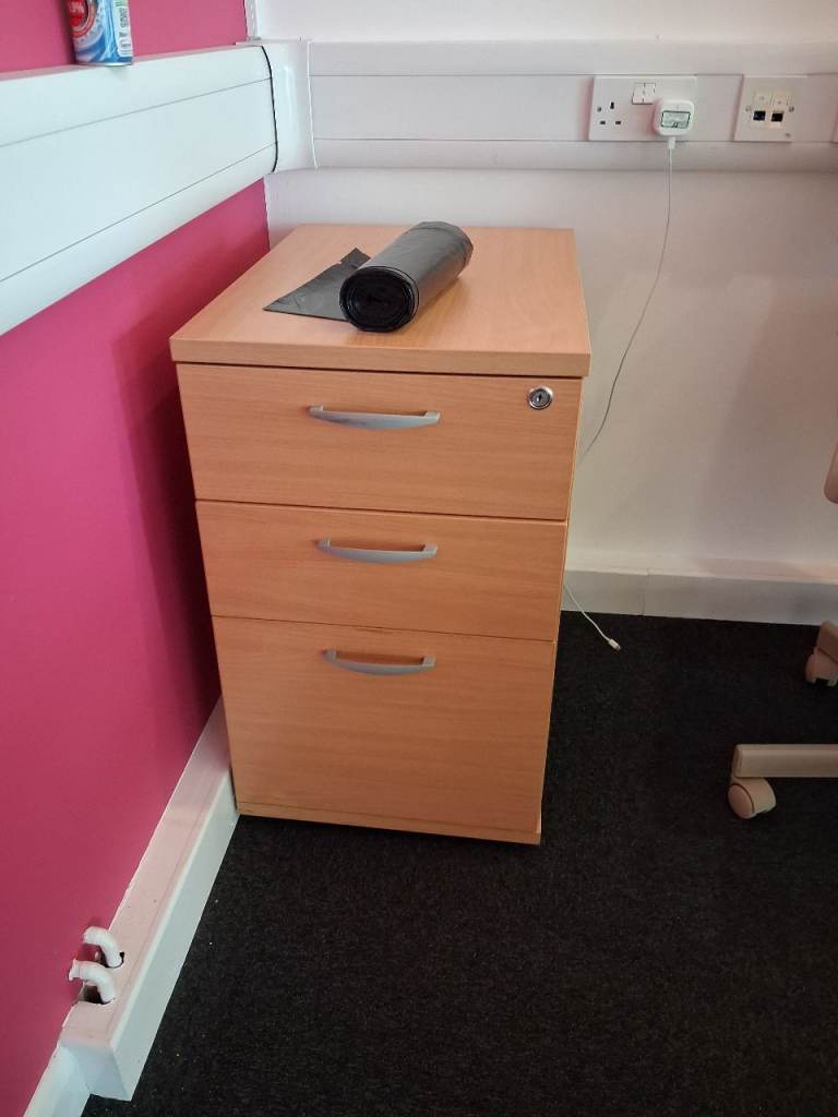 Filing Cabinet 