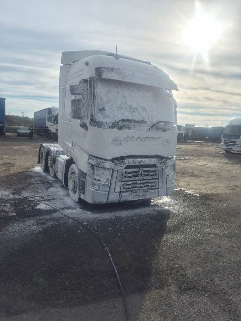 Exterior cleaning/ HGV fleet cleaning