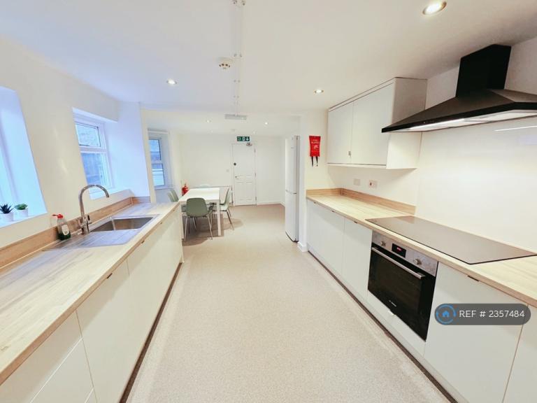 Studio flat in Hubert Grove, London, SW9 (#2357484)