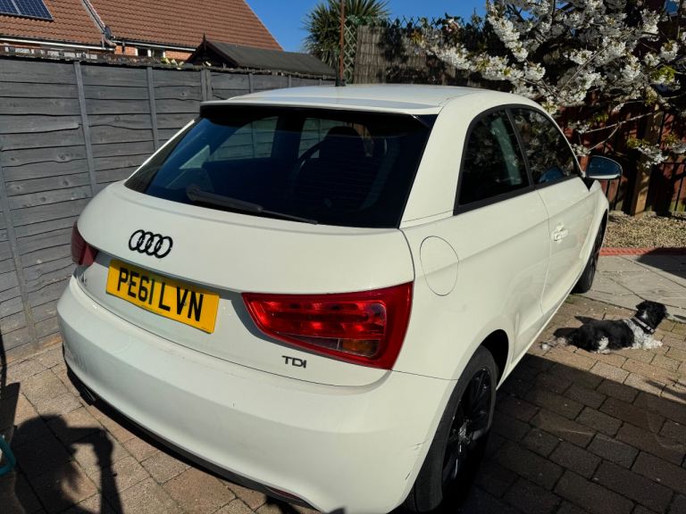 Audi, A1, Hatchback, 2011, Manual, 1598 (cc), 3 doors