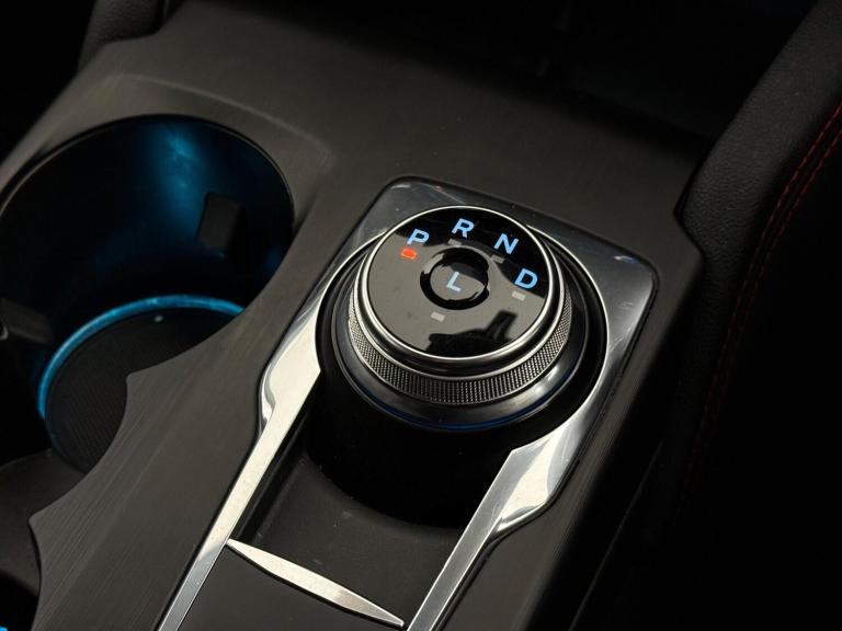 2021 Ford Kuga 2.5 EcoBoost Duratec 14.4kWh ST-Line CVT Euro 6 (s/s) 5dr HATCHBACK Petrol/Electri...