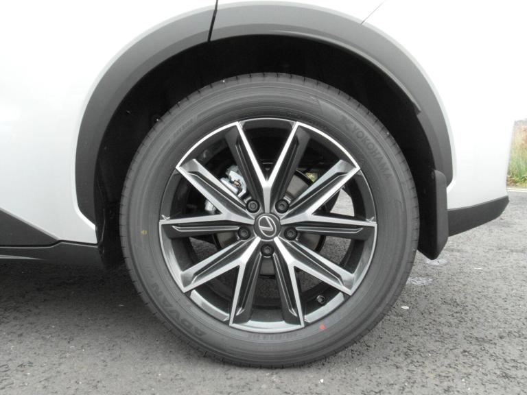 2025 Lexus LBX 1.5 VVT-iE Premium Plus Design SUV 5dr Petrol Hybrid E-CVT Euro 6 (s/s) (13 HATCHB...