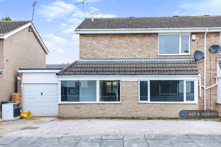 1 bedroom in Vicarage Close, Doncaster, DN4 (#3026050)