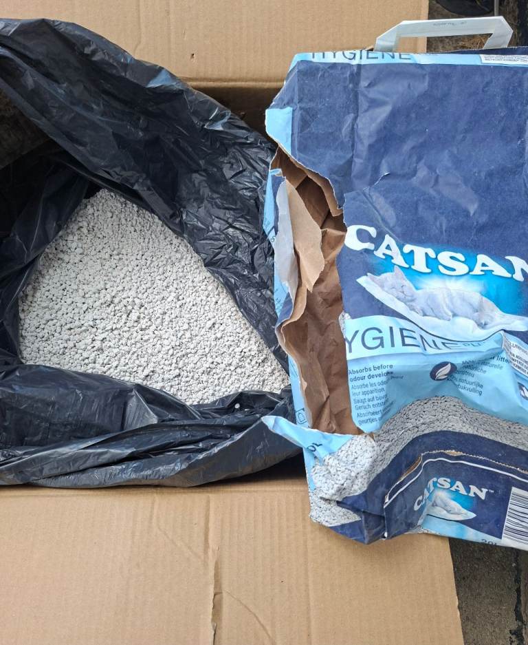 Cat litter