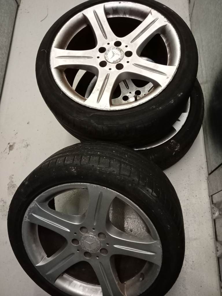 Alloy wheels, Mercedes 300c compatibles