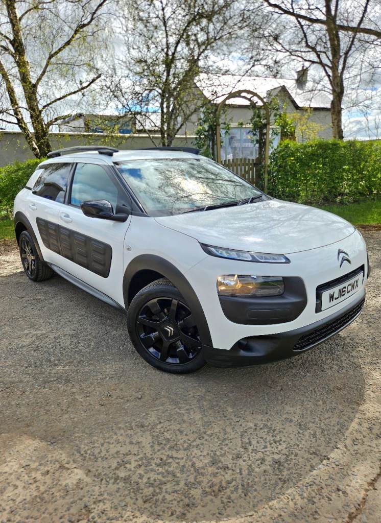 Citroën C4 Cactus. Full MOT, £20 tax.