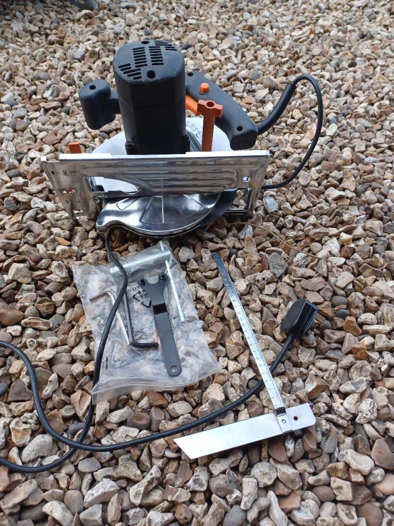 MCS5025 Circular Saw 185mm Blade Excellent Condition