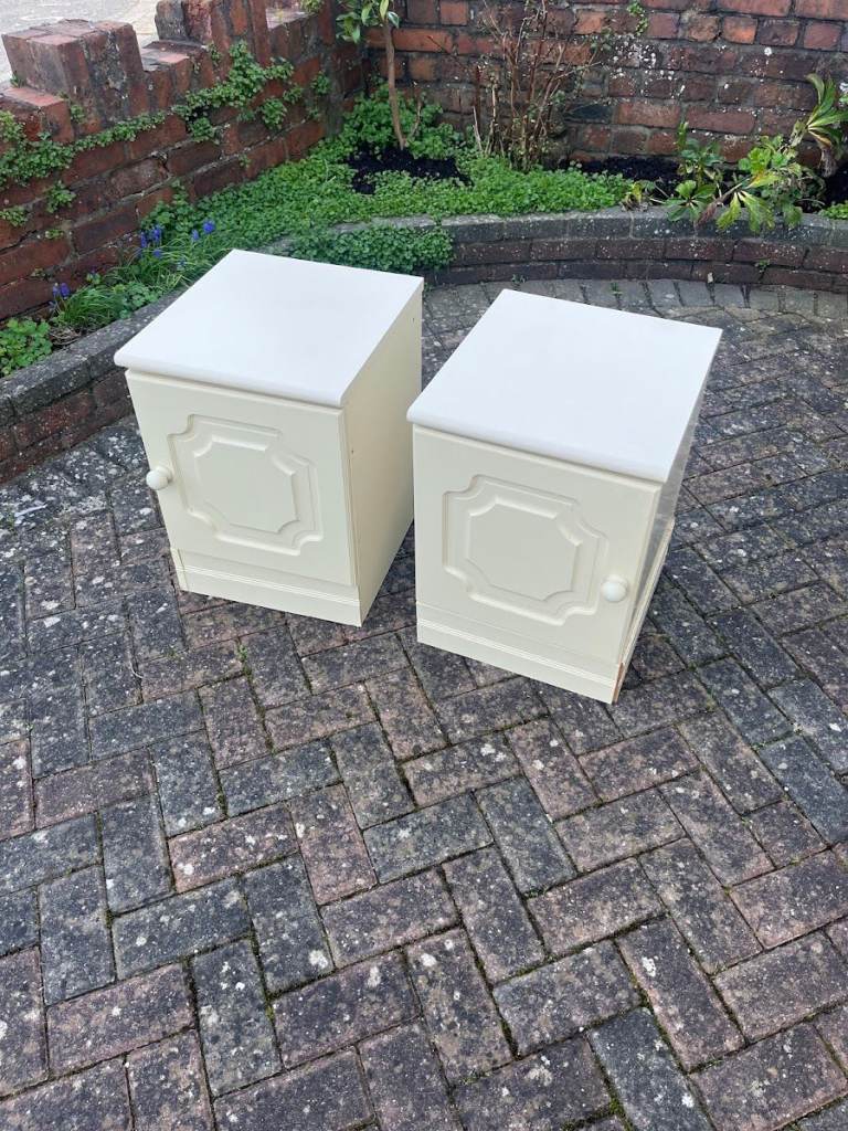  X2 '£ 5 Each' Cream Bedside Cabinets