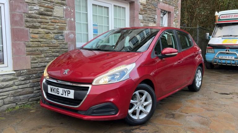 2016 Peugeot 208 1.2 PureTech 82 Active 5dr HATCHBACK Petrol Manual