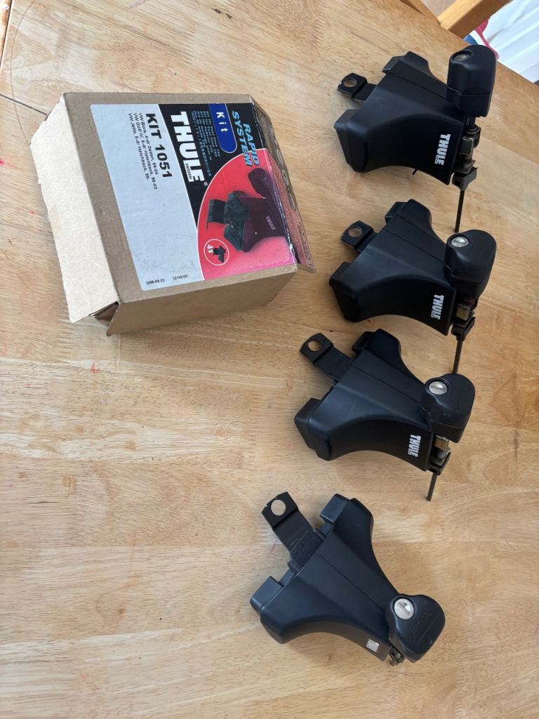 Thule roof bar foot kit