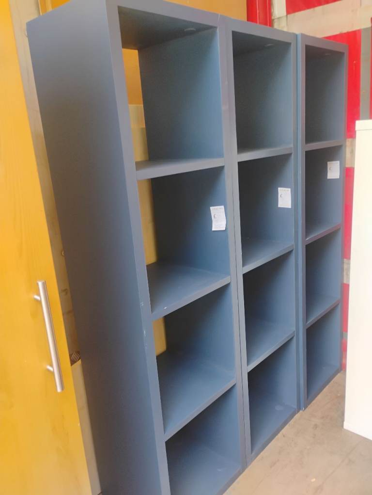 Modern cube shelving (Kenilworth Lions Furniture Store) ref 122-4