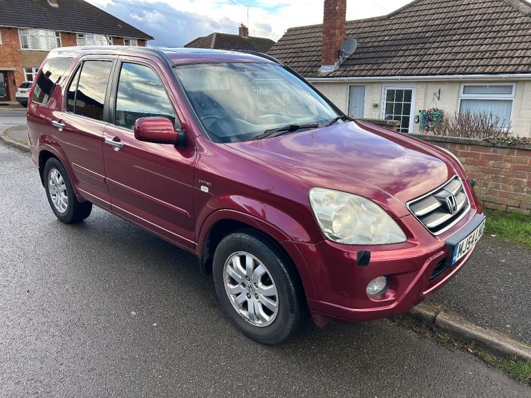 LOW MILEAGE,AUTOMATIC,2005 HONDA CRV 2.0 PETROL,ULEZ FREE,SERVICE HISTORY FROM MAIN DEALER,TWO KEYS