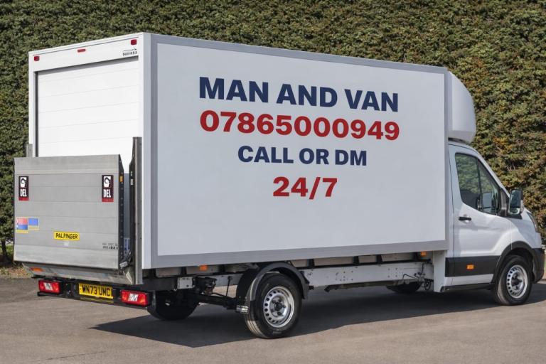 PROFESSIONAL SMALL VAN ANYTIME CHEAP LOCAL LUTON VAN WASTE CLEARANCE MAN AND VAN 24/7 NATIONWIDE