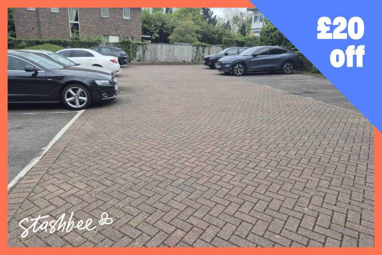 Parking Space to rent in Watford (WD18) | Stashbee