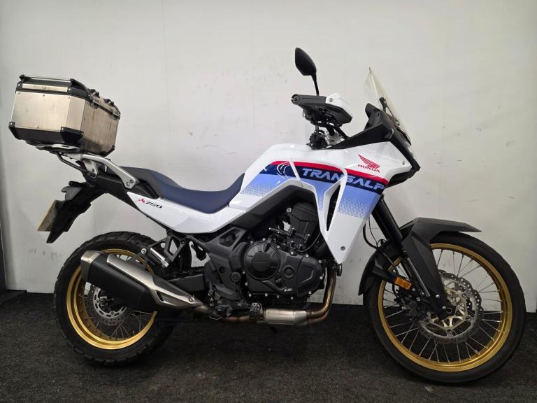 2024 HONDA TRANSALP XL 750 ** RIDER MODES - HEATED GRIPS - USB PORT **