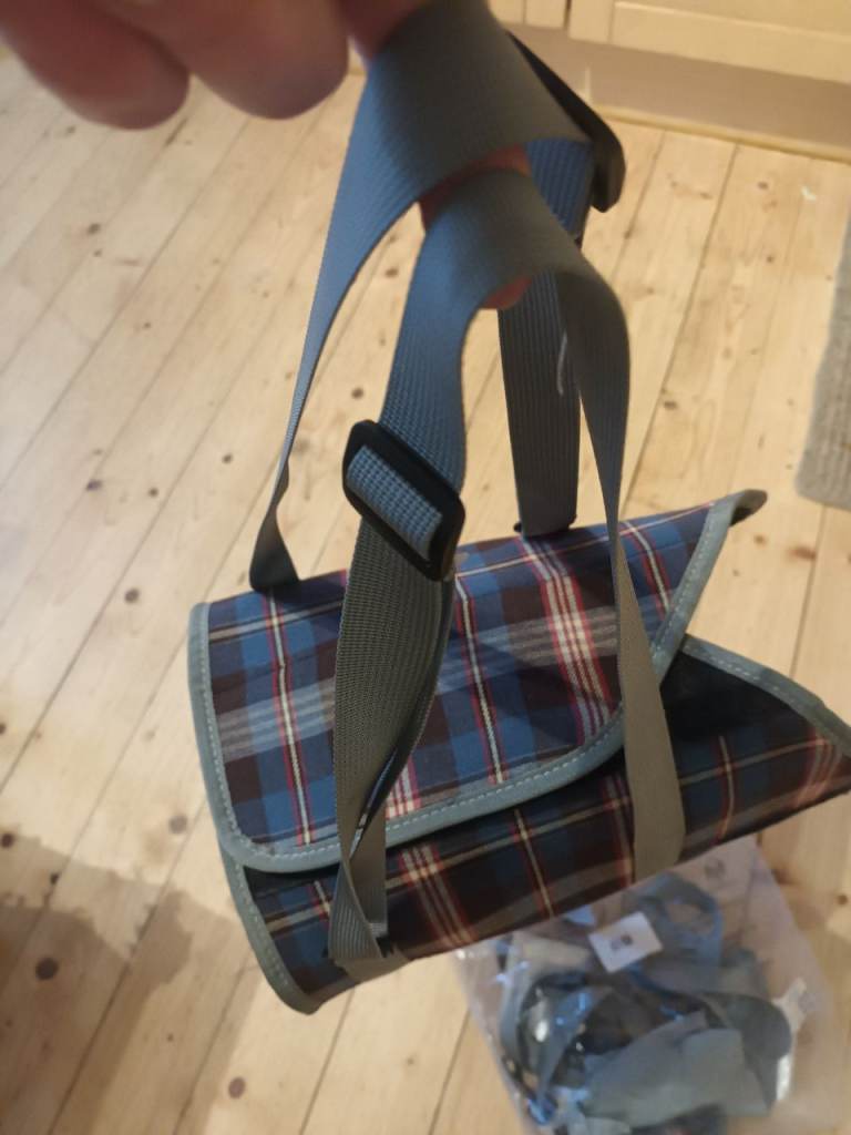 Metal car ramp for dog, rear hip support harness XL, set of 4 booties XL