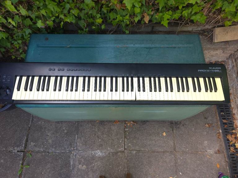 M-Audio PROKEYS88SX MIDI Keyboard – For Spares or Repair