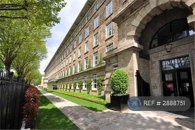 2 bedroom flat in Bromyard House, London, W3 (2 bed) (#2888751)