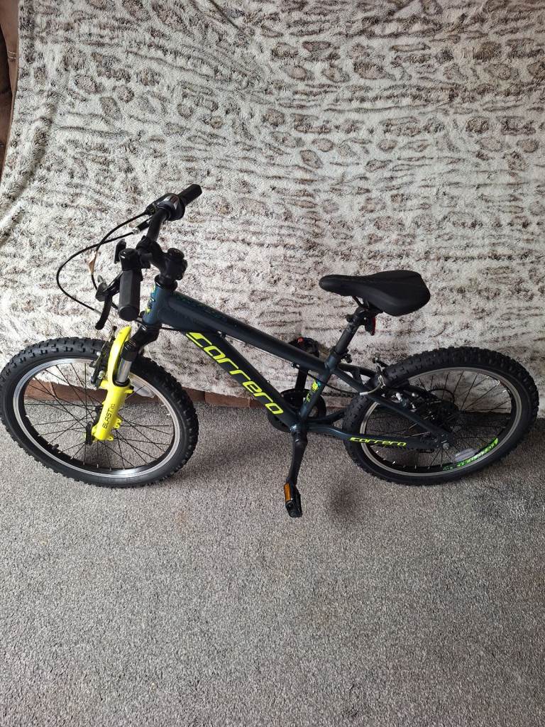 Carrera Blast junior mountain 20 inch wheels 7 speed as new currently £315 in Halfords 
