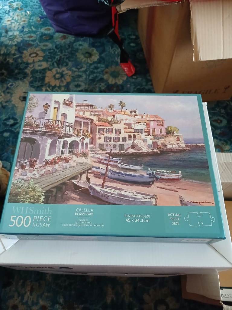 W H Smith 500 Piece Jigsaw Puzzle - Coastal Town Scene