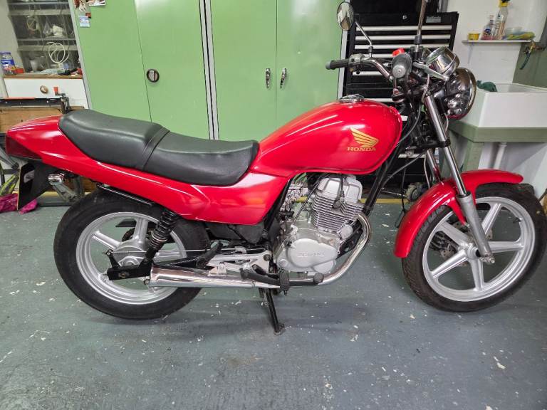 Honda CB Two Fifty , 250 Motorcycle , 1994, 