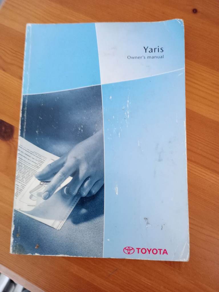 Toyota Yaris Owner's Manual