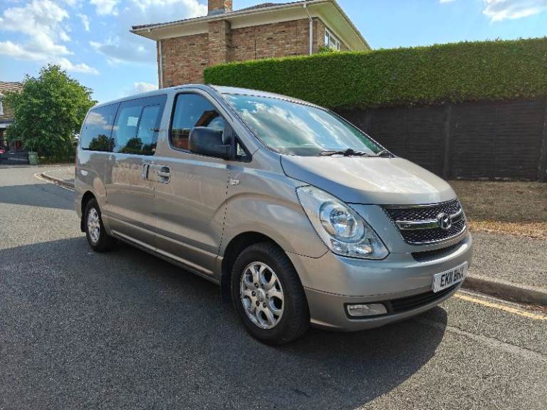 2011 Hyundai i800 - FULL SERVICE HISTORY - 2 Owners - 8 Seater