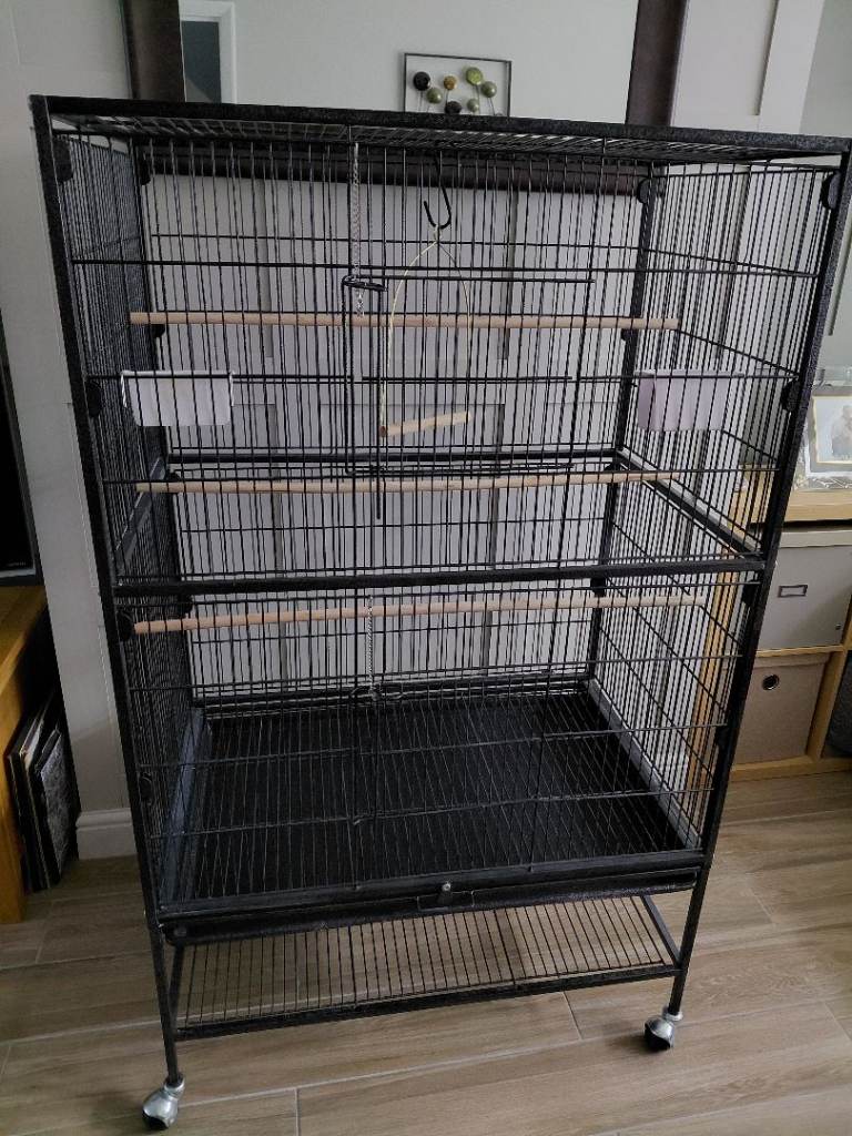 Large cockatiel, parrot cage for sale