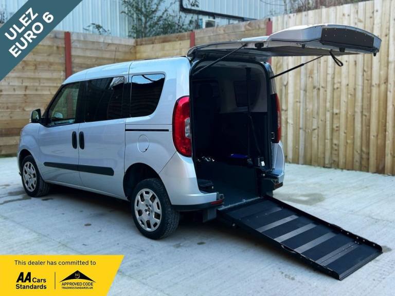2018 Fiat Doblo 4 Seat Petrol Wheelchair Accessible Disabled Access Vehicle WAV MPV Petrol Manual