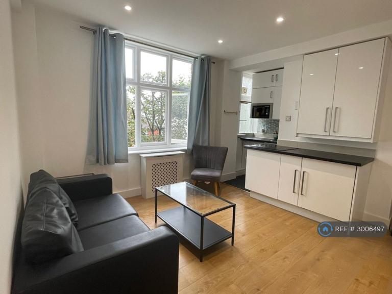 1 bedroom flat in Abercorn Place, London, NW8 (1 bed) (#3006497)