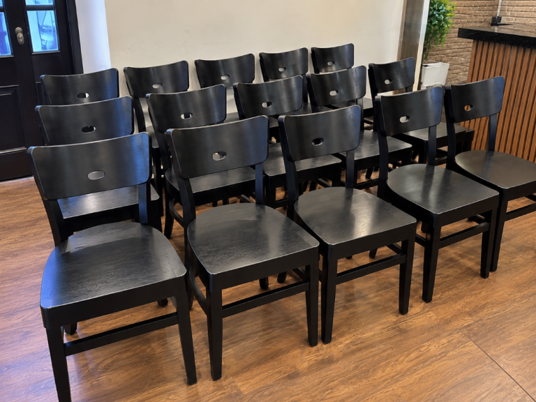 🔥 16 HEAVY-DUTY COMMERCIAL BLACK WOODEN RESTAURANT & CAFÉ CHAIRS – MATCHING SET 🔥