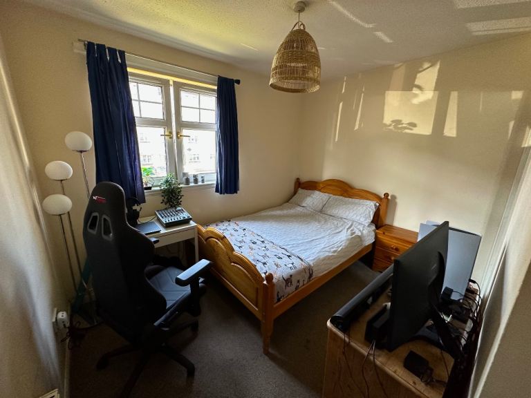 Room To Rent - Dalry