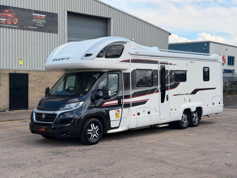 2017 Fiat SWIFT KON-TIKI 669 BLACK EDITION 6 BERTH TAG AXLE MOTORHOME