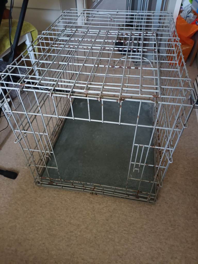 Large/medium Dog Cage collect Farlington Portsmouth or free local delivery 