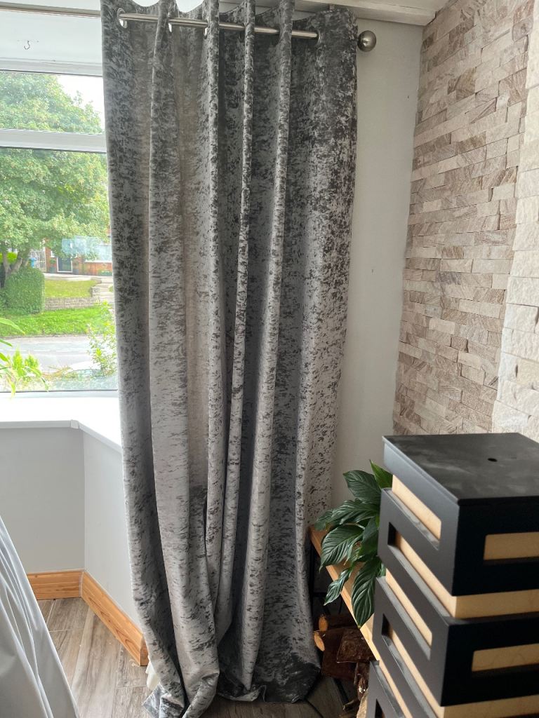 Next Curtains