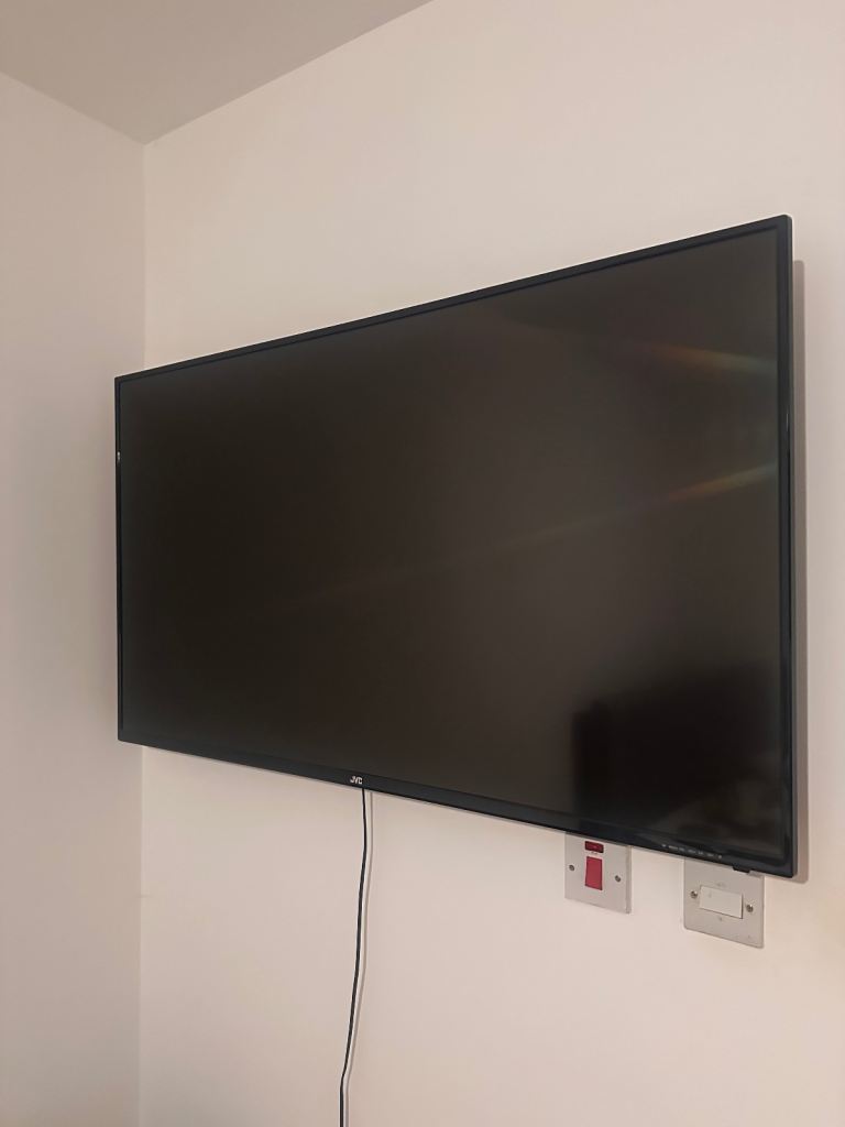 image for 32inch Tv JVC