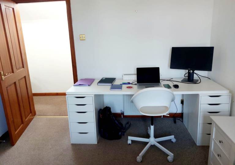 Large new desk unit and chair 