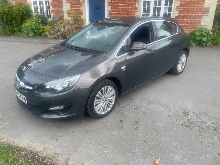 Vauxhall, ASTRA, Hatchback, 2014, Manual, 1598 (cc), 5 doors