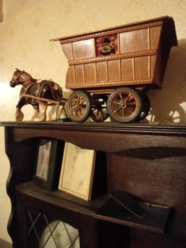 Horse 50 pounds 